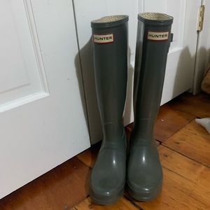 Hunter Rain Boots! Classic Style